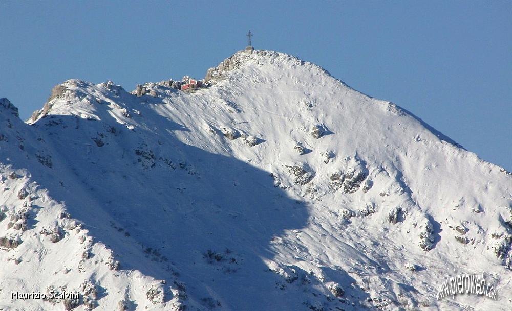 33 Resegone. Zoom sulla Punta Cermenati.JPG